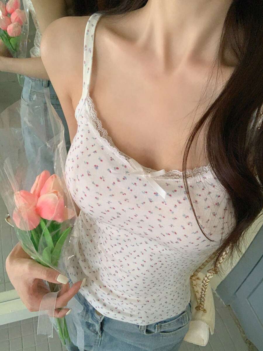 DAZY 女式可爱碎花撞色蕾丝吊带背心，波西米亚风上衣