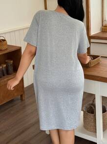 SHEIN Minimalist Casual Moon Print Plus Size Short Sleeve Sleep Dress - Grey - View 2