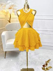 SHEIN LUNE Breezaya 女式交叉镂空荷叶边下摆度假沙滩裙演唱会服装针织高弹力荷叶边时尚设计亮色性感浪漫优雅晚会约会毕业服装节日派对春夏新款奶油黄色短裙 - 黃色 - 查看 3