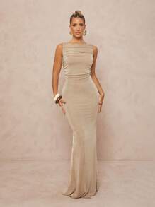 Lumalex فستان بياقة قارب مطوي وبنمط ضفيرة مطاطية