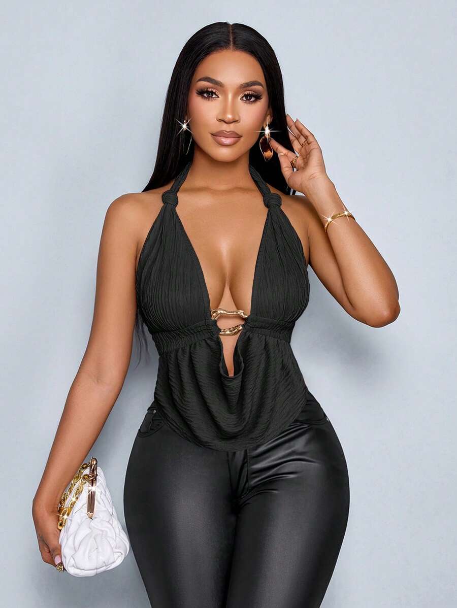 SOLERSUN 春夏女装休闲度假杏色深V领露背吊带衫，前中金属扣，褶皱肩带，扭结弧形下摆，露背针织纹理面料上衣 - 黑色 - 查看 1