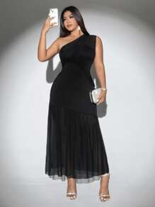 SHEIN Unity Vestido ajustado con hombros asimétricos, parches de malla transparente y unicolor para mujer de talla grande - Negro - Ver 5