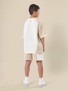 SUMWON Conjunto deportivo casual de verano estilo varsity de Los Ángeles, California, con sudadera y pantalón corto, estilo callejero, ropa deportiva con camiseta raglan oversize