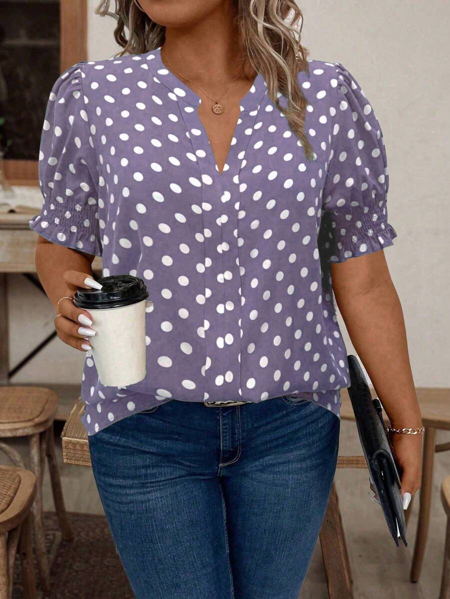 SHEIN Chemise à col cranté imprimée de pois pour grandes tailles, style décontracté d'été