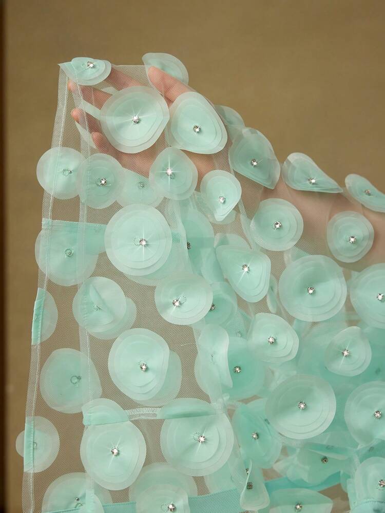 APPLIQUES BUTTON UP SHEER SHIRT