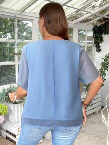 SHEIN LUNE 大码女式休闲纯色衬衫，简约时尚，适合夏季度假夏季上衣商务休闲女式夏季上衣 - 淺藍色 - 查看 2