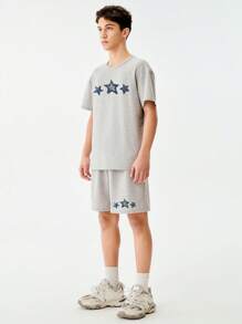 SHEIN Teen Boys Star Print T-Shirt & Shorts Set For Summer