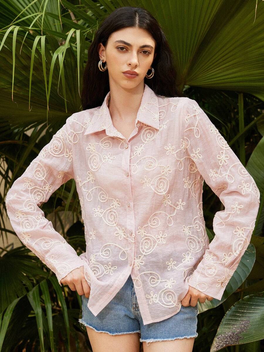 SHEIN Unity Camisa de manga larga de dama, nueva para verano, con cierre de botones delanteros, diseño holgado y estilizador, bordado 3D floral, cinta de gran resistencia, fresca y versátil - Rosa Pálido - Ver 1