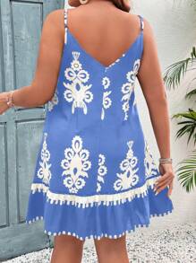 SHEIN VCAY Váy yếm in họa tiết ngày lễ cỡ lớn - Màu xanh nhạt - Xem 2