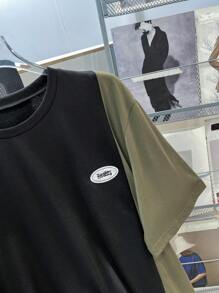 SHEIN Camiseta de manga corta y cuello redondo con diseño de parches y colores contrastantes, cómoda para adolescentes varones. Adecuada para el uso diario, la escuela, los viajes, las vacaciones y los deportes en primavera/verano. - Multicolor - Ver 4