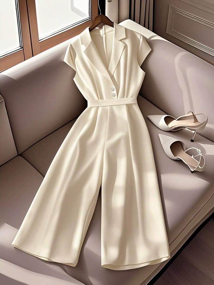 Chiquease Eleganter Damen-Jumpsuit mit Kragen, Überschlag, Raffung und geraden Beinen - Aprikosenfarben - Übersicht 1