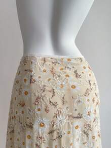 Sweetra Women's New Elegant Simple Refreshing Vacation Style A-Line Skirt Fall Cloth For Women - Yellow - View 4