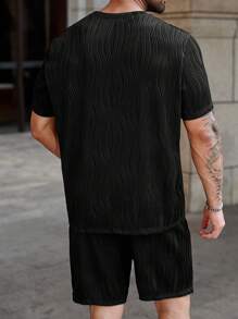 Manfinity Homme Plus Size Men Summer Casual Solid Color Textured Fabric Short Sleeve T-shirt I Szorty 2-częściowy zestaw