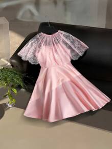 Elegancka satynowa sukienka księżniczki z tiulu i koralikowy płaszcz dla dziewcząt w wieku 1-2 lat, zestaw 2 częściowy, odpowiedni na imprezy i wydarzenia - Różowy - Zobacz 11