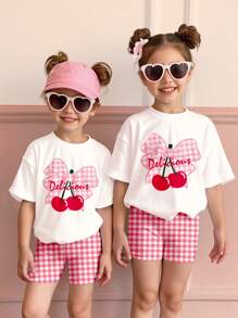 SHEIN Cute Cherry Pink Plaid Pattern, Baby Girl Casual Minimalist Round Neck Short Sleeve T-Shirt And Fitted Shorts Set, Suitable For Summer Holiday - Multicolor - View 6