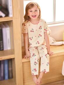 SHEIN 3件套樱桃印花短袖上衣和裤子女童幼儿睡衣套装 - 彩色 - 查看 6