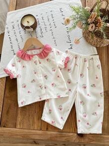 SHEIN 2件套 Dozemod 女婴花朵图案撞色荷叶边圆领纽扣宽松梭织短袖睡衣套装 - 白色 - 查看 5