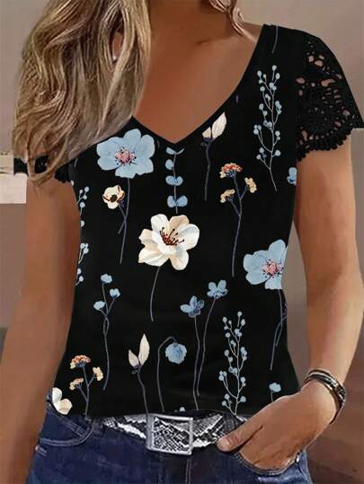 EMERY ROSE 女士夏季假日花卉印花短袖休闲 V 领 T 恤、母亲节夏季图案 T 恤、女士上衣
