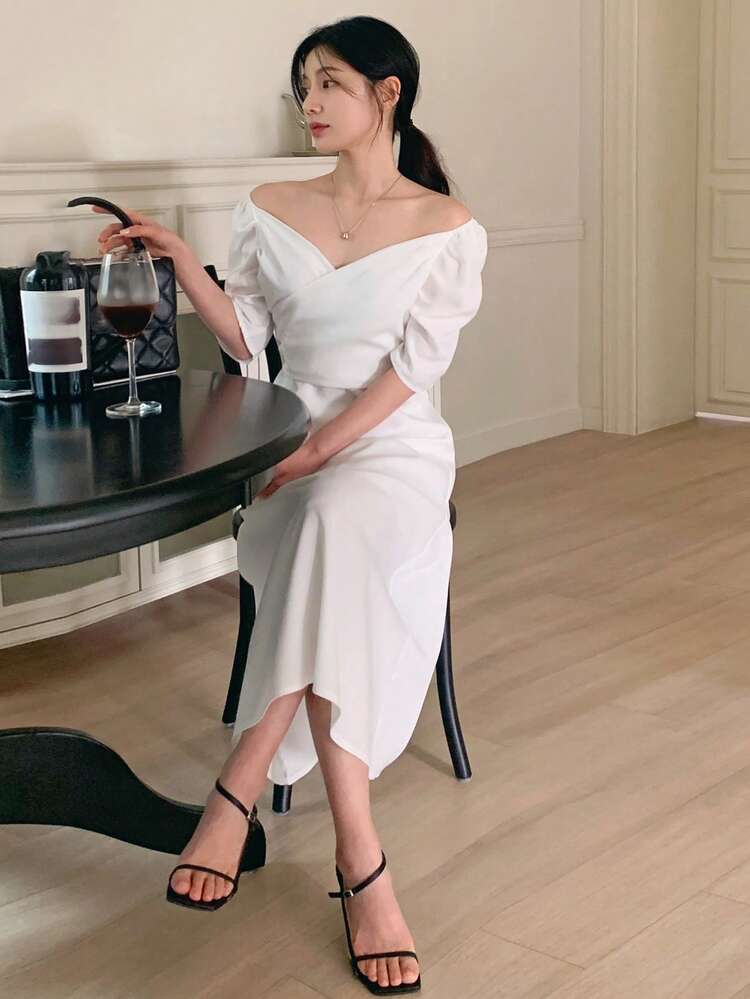 Women's Puff Sleeve Waist Cinched Mid-Length Dress