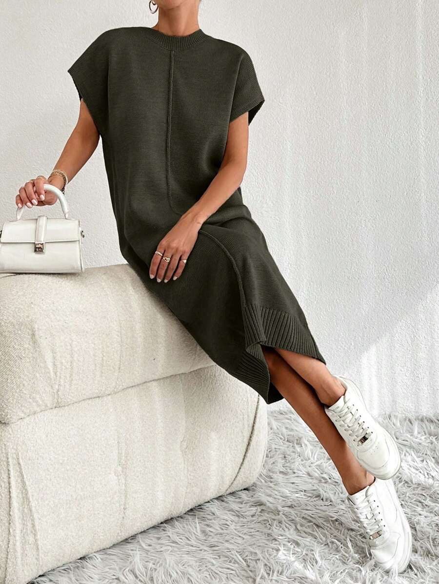 EURMUSE Solides Kleid mit Fledermausärmeln und Knopfdetails