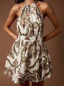 MISSGUIDED Vestido mini de línea A con escote halter, estampado de paisley, estilo boho con pliegues para festival de verano, vacaciones de primavera, con diseño de lazo en la espalda para fiesta de noche - Verde - Ver 5