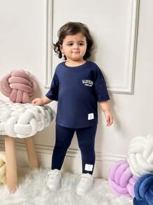 SHEIN Babygirl 夏季休闲百搭针织字母图案短袖T恤和松紧腰裤套装 - 藏蓝色 - 查看 4