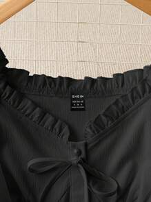 Franclia 女士甜美优雅法式撞色蕾丝露肩系带修身短款上衣，春夏款 - 黑色 - 查看 3