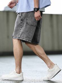 Manfinity Hypemode Men's Solid Color Pocket Casual Loose Fit Denim Shorts
