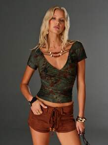 TRNVIE 女式交叉V领修身褶饰T恤，春夏 - 綠色 - 查看 5