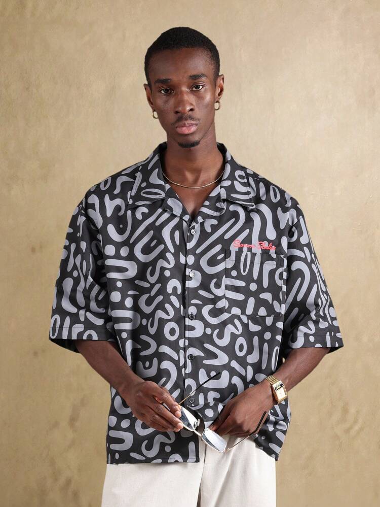 抽象柄ボタンアップシャツ 半袖 ボックスフィット キャンプカラー オーバーサイズ