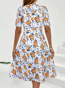 SHEIN Clasi 女士优雅V领贝壳边蓝色花卉印花夏季修身A字度假连衣裙 - 彩色 - 查看 2