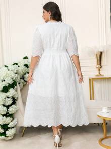 SHEIN Clasi Elegantes Kleid mit Stickerei und Kurzarm in Große Größen für Damen - Weiss - Übersicht 3