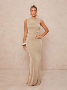 Lumalex فستان بياقة قارب مطوي وبنمط ضفيرة مطاطية