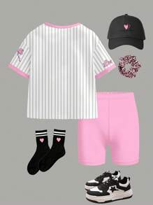 SHEIN Set de 2 piezas con camiseta de gráfico brillante rosa con estampado de letras y rayas, y shorts para niñas jóvenes, conjunto de ropa informal de verano