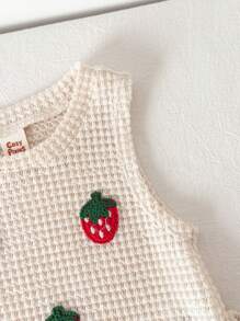 Cozy Pixies Conjunto de 2 piezas para bebé niña: Top con tirantes con estampado de fresa y shorts de cintura elástica