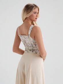 Glamine 女士雪纺刺绣花卉浪漫印花无袖胸围细节后背褶饰优雅浪漫度假约会百搭衬衫，夏季 - 彩色 - 查看 2