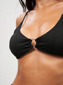 SHEIN Swim Women's Casual Solid Color Textured Fabric Adjustable Straps Bikini Swimsuit Top For Summer Beach Vacation