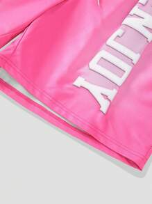 ROMWE MEN Street Life Men Letter & Figure Print Round Neck Short Sleeve Casual T-Shirt And Drawstring Waist Shorts Set