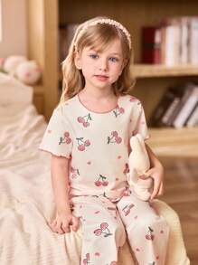 SHEIN 3件套樱桃印花短袖上衣和裤子女童幼儿睡衣套装 - 彩色 - 查看 7