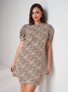 Chikora 大码优雅杏色花卉印花连衣裙，简约时尚休闲日常穿着 - 彩色 - 查看 4