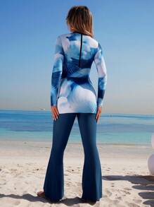 Swim Mulvari 3 件套女士休闲随机印花高领长袖泳衣，长款纯色喇叭裙泳装，保守花卉假日比基尼全覆盖 - 藍色 - 查看 3