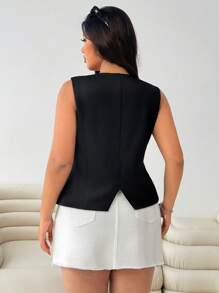 SHEIN EZwear Blazer sin mangas talla grande con botón de flor metálica - Negro - Ver 3