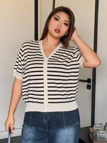 Dazy Plus V-Neck Striped Short Sleeve Fitted Cropped Knit Top - Black and White - View 6