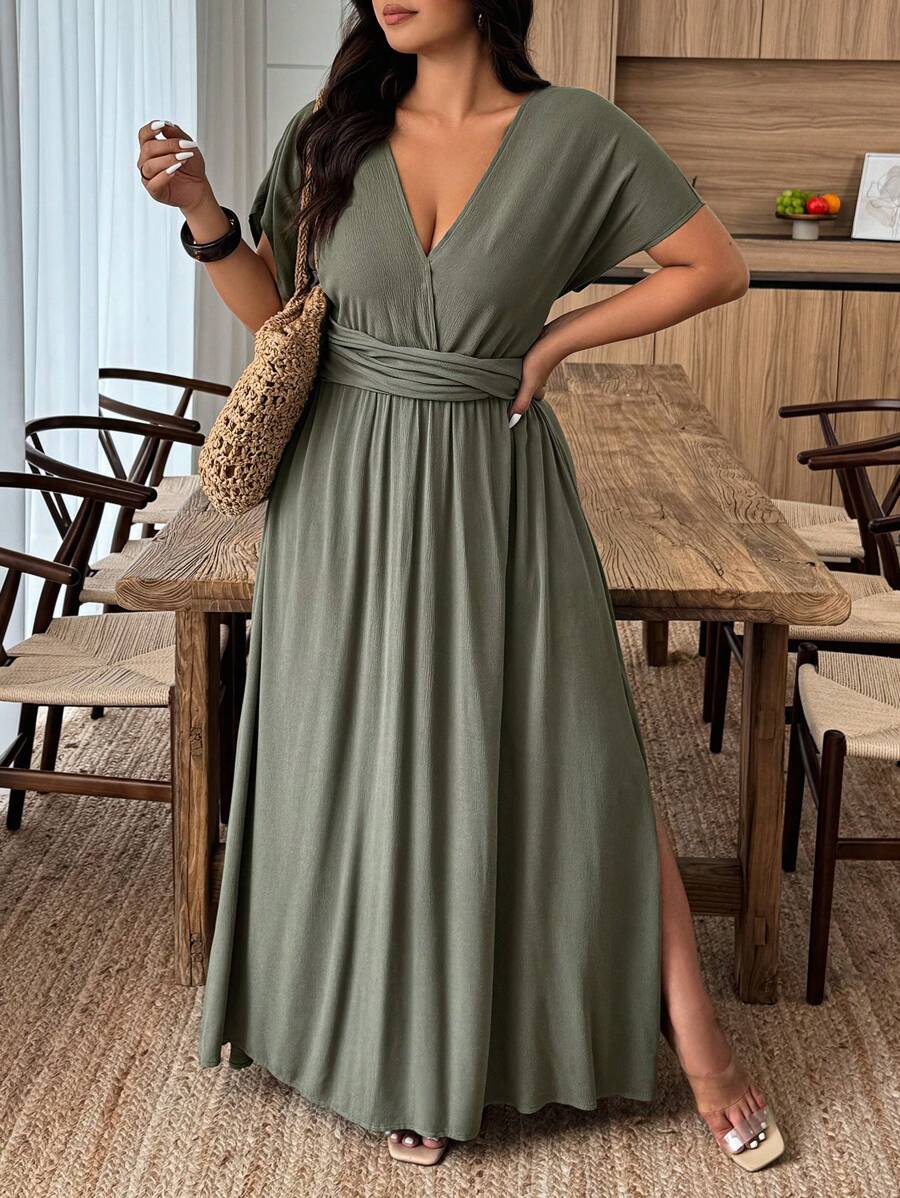 Weeklong 大码女式纯色腰部褶饰蝙蝠袖优雅连衣裙