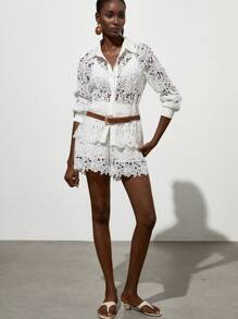 Aveloria Modichic New French Style Vacation Elegant Women Retro Refined Luxe Loose Lace Fabric Shirt With Collar Matched Loose Shorts 2Pcs Set - White - View 3