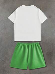 Manfinity EMRG Herren Große Größen Set aus Grafik-Muster Rundhals Kurzarm T-Shirt und Shorts mit Kordelzug