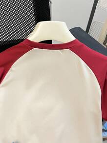 SHEIN 小男孩字母印花、撞色心形设计短袖 T 恤和牛仔裤 2 件套、母子装（单独出售） - 彩色 - 查看 4