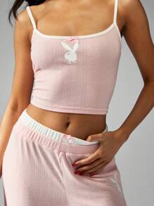 Missguided x Playboy Conjunto de pijama de lujo para mujer de top tipo camiseta de punto acanalado y pantalón de pierna ancha para uso en el hogar y dormir, cómodo y acogedor.