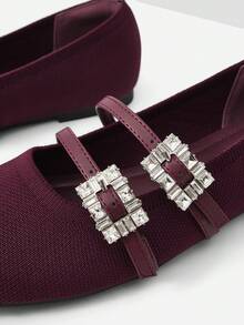 MOTF PREMIUM PU 皮革水钻装饰平底鞋 - 酒紅色 - 查看 5