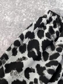 SHEIN Bolty Tween Boy Leopard Print Casual Shorts With Pockets, Suitable For Commuting, School, Daily Leisure, Sports, Spring/Summer